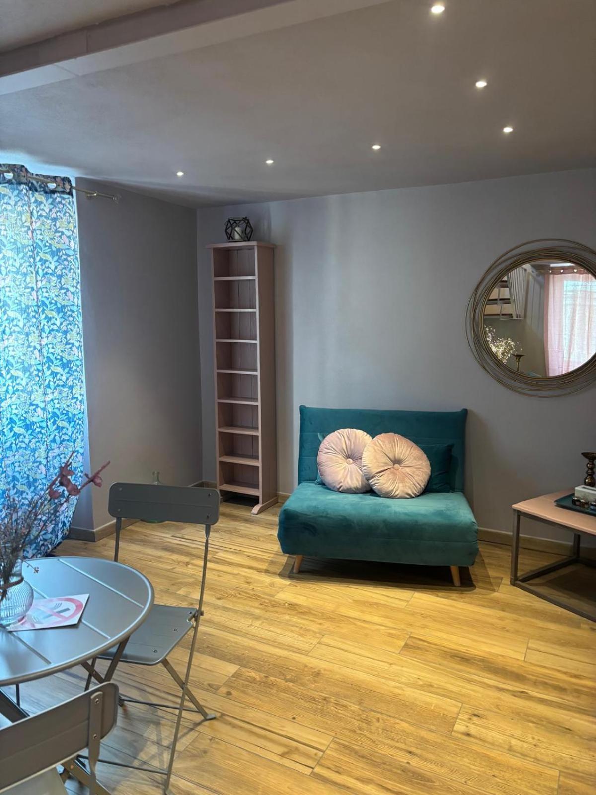 Appartement Dantes à Pieve di Teco Extérieur photo