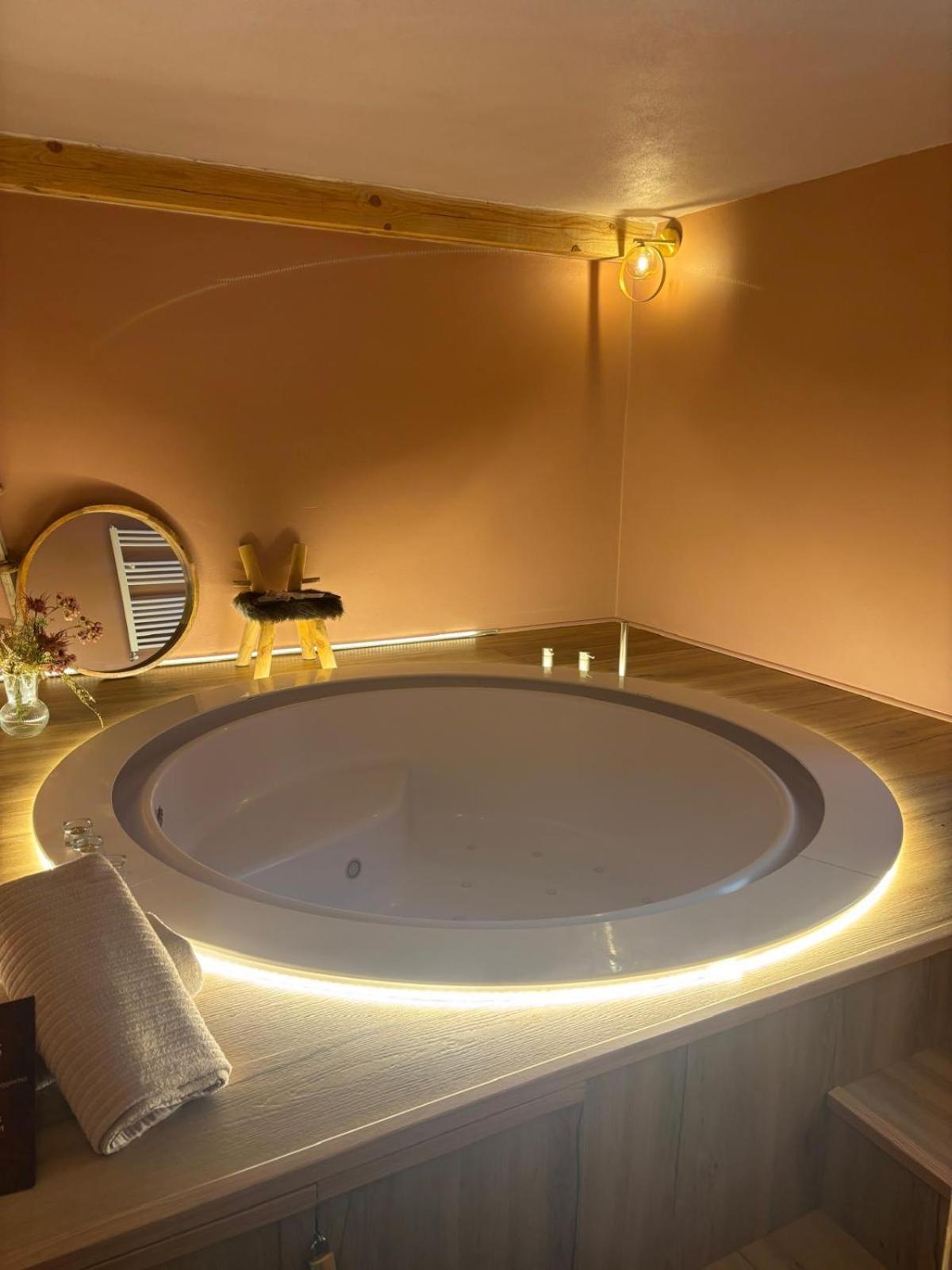 Appartement Dantes à Pieve di Teco Extérieur photo